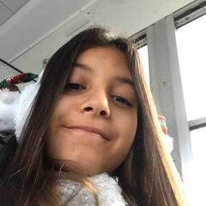 Meet your Posher, Yasmim